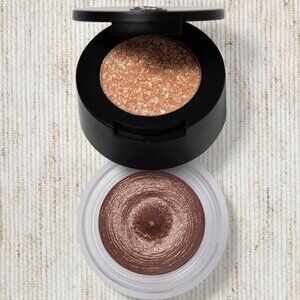 🍂 Auric Smoke Reflect Eyeshadow Duo – Defiance